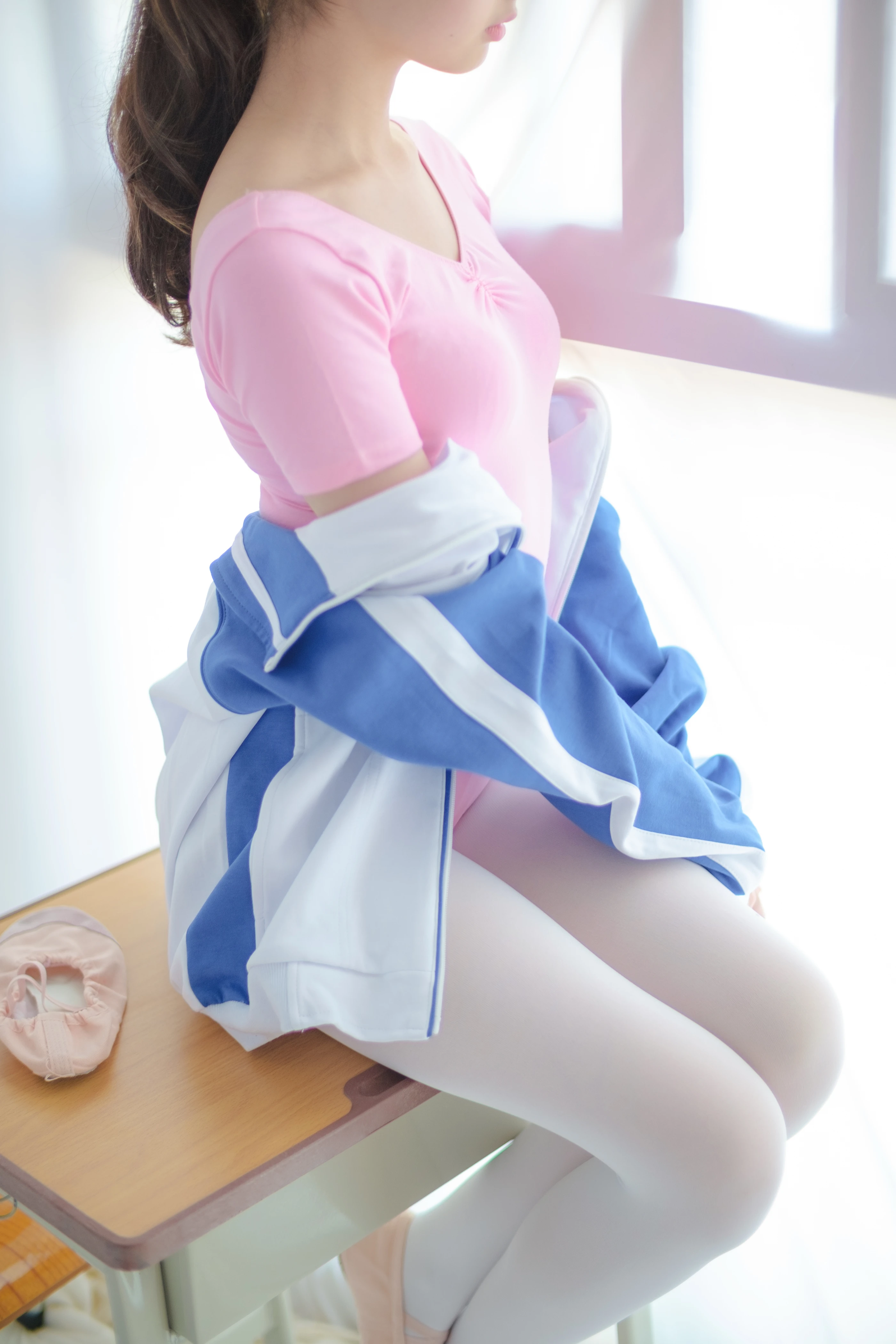 森萝财团 [R15-012] 白丝粉红少女 [84P] 1